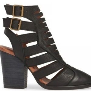 Free People Hayes Ankle Booties Multi Strap Buckles Sz 39 Chunky Heel Black